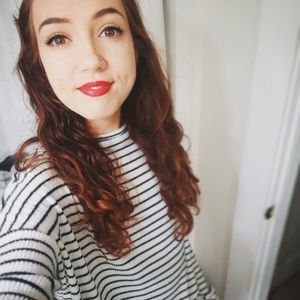 Meet your Posher, Rebecca